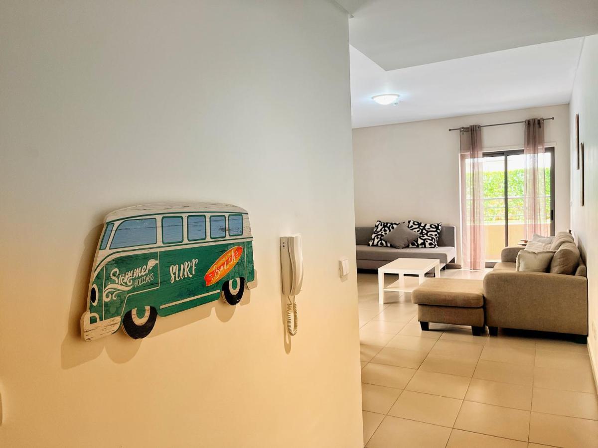 פורטימאו Awesome Apartment In Praia Da Rocha מראה חיצוני תמונה