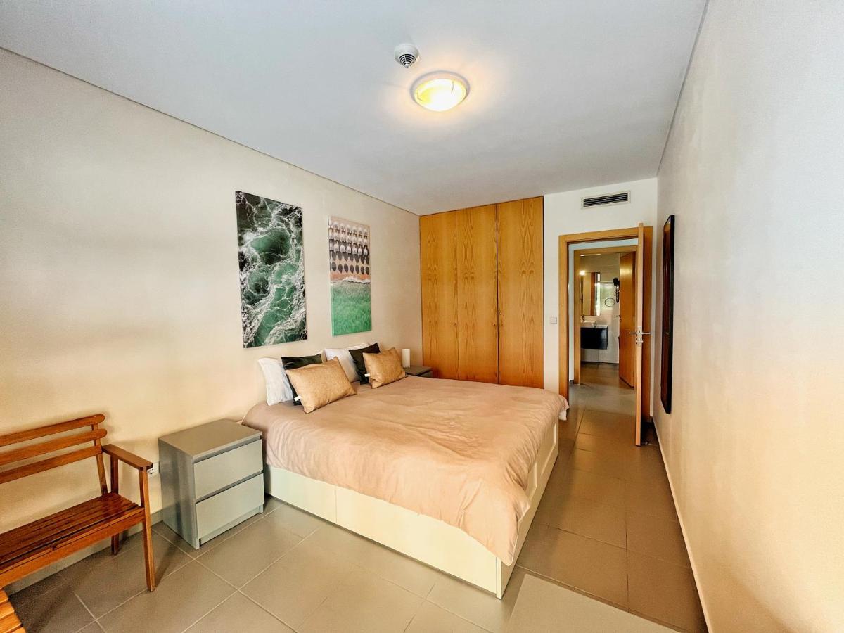 פורטימאו Awesome Apartment In Praia Da Rocha מראה חיצוני תמונה