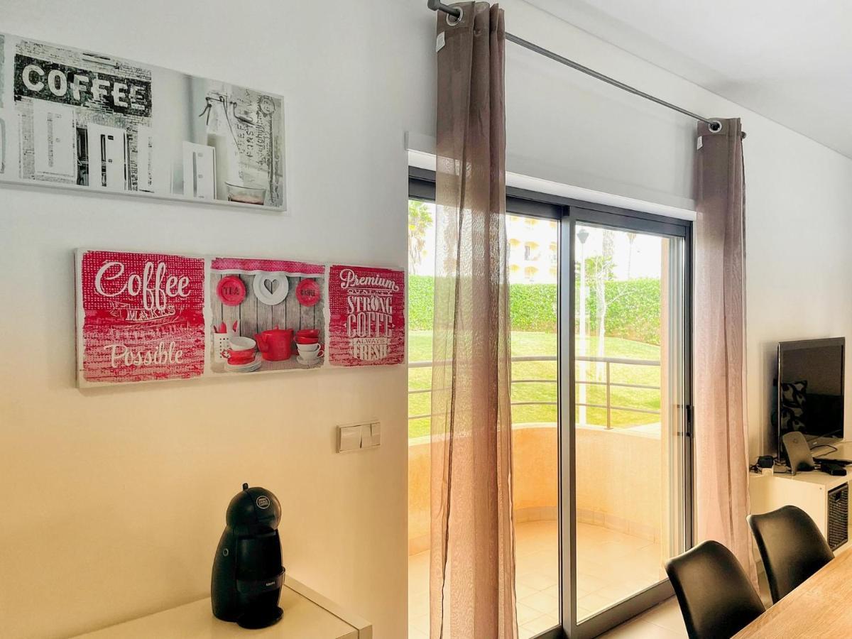 פורטימאו Awesome Apartment In Praia Da Rocha מראה חיצוני תמונה